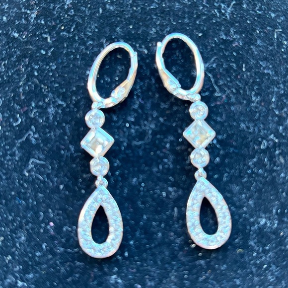 Swarovski arachide dangle pierced earrings - Picture 1 of 3